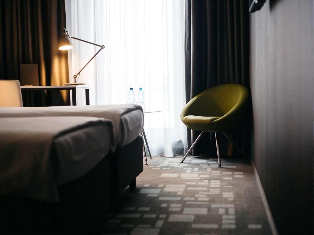 Q Hotel Krasków Δωμάτιο φωτογραφία