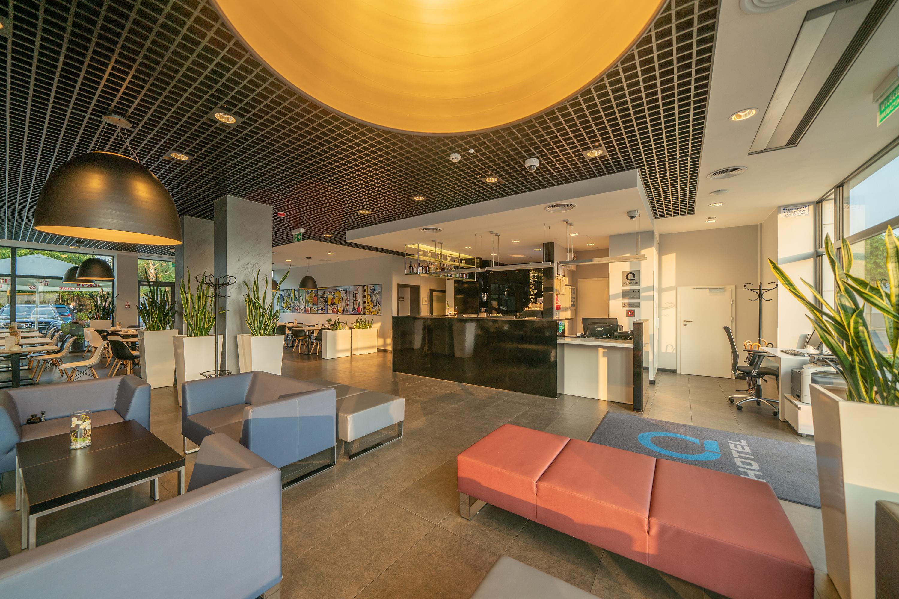 Q Hotel Krasków Εξωτερικό φωτογραφία