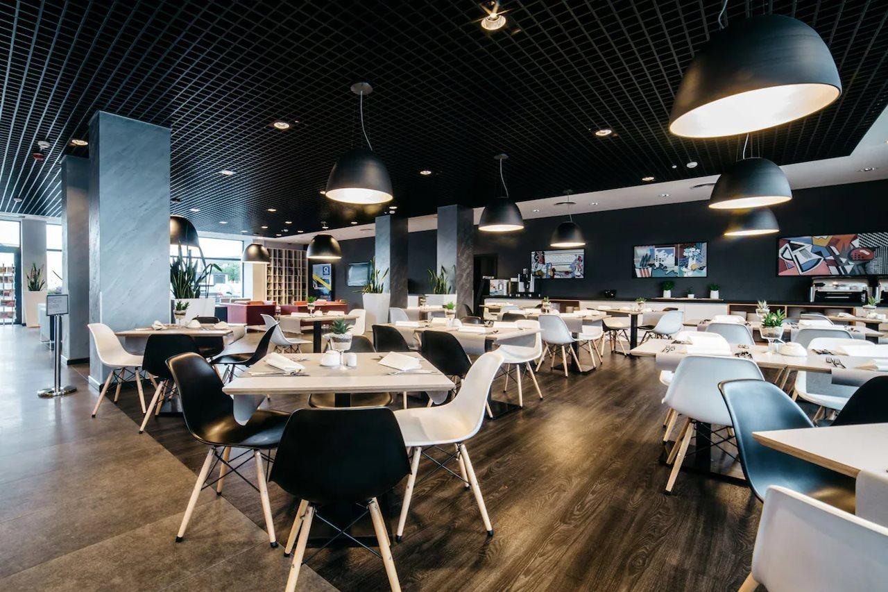 Q Hotel Krasków Εξωτερικό φωτογραφία
