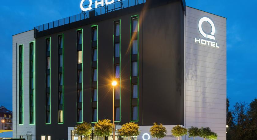 Q Hotel Krasków Εξωτερικό φωτογραφία