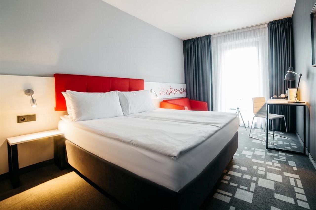 Q Hotel Krasków Εξωτερικό φωτογραφία